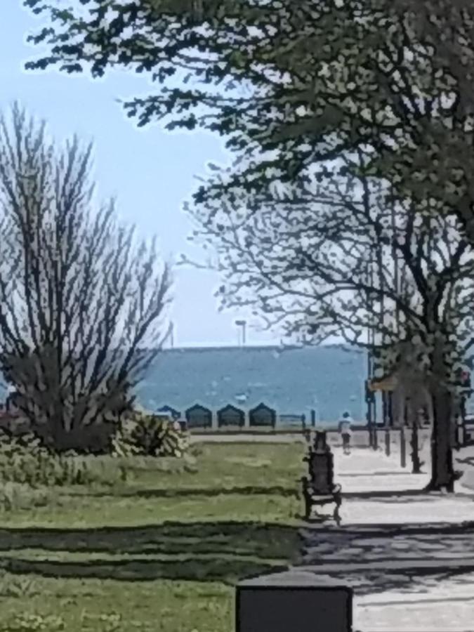 Great 2 Bedroom Apt By The Beach And Town Okręg wyborczy Hove Zewnętrze zdjęcie